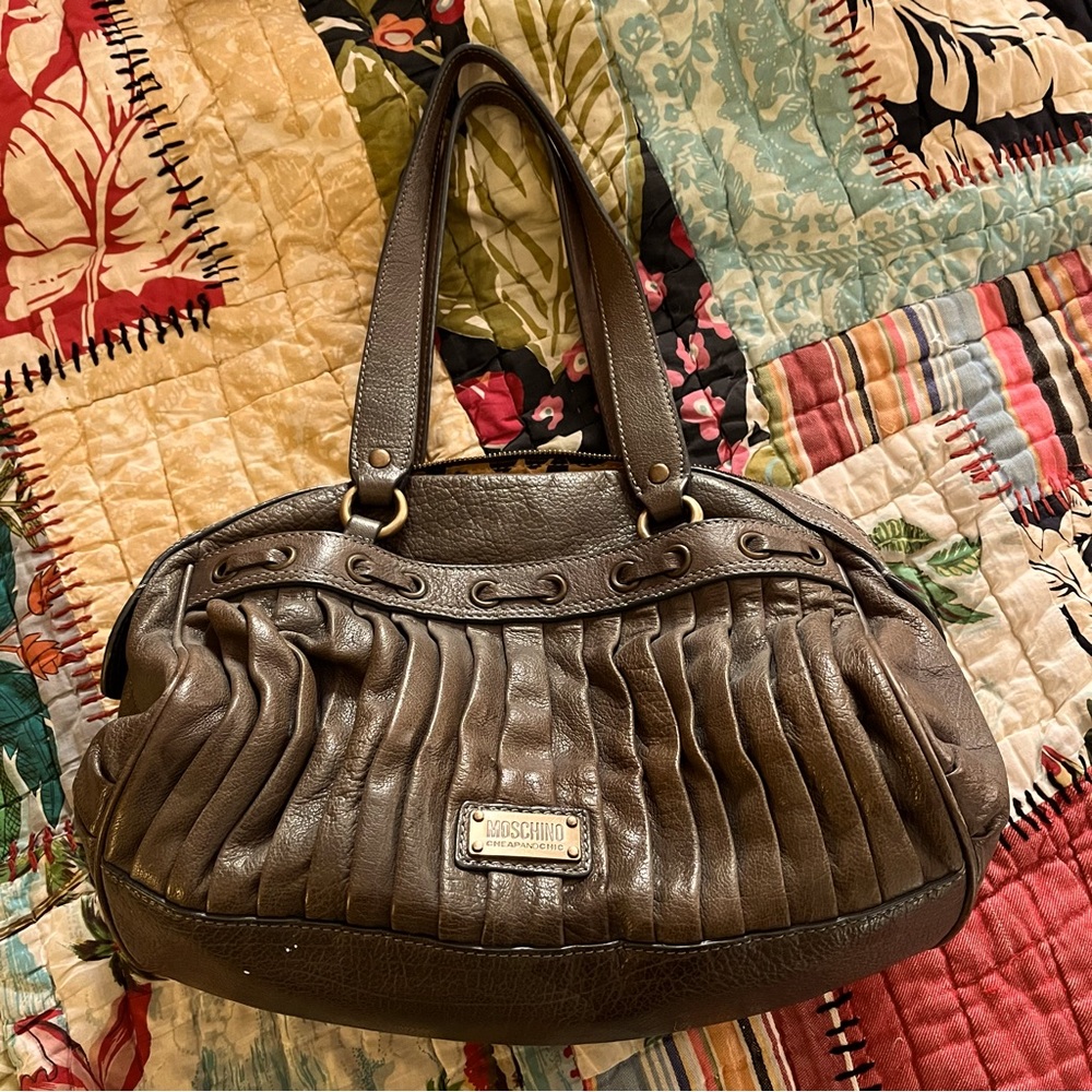 Moschino Cheap n Chic Authentic Vintage Olive Green Leather Shoulder Bag
